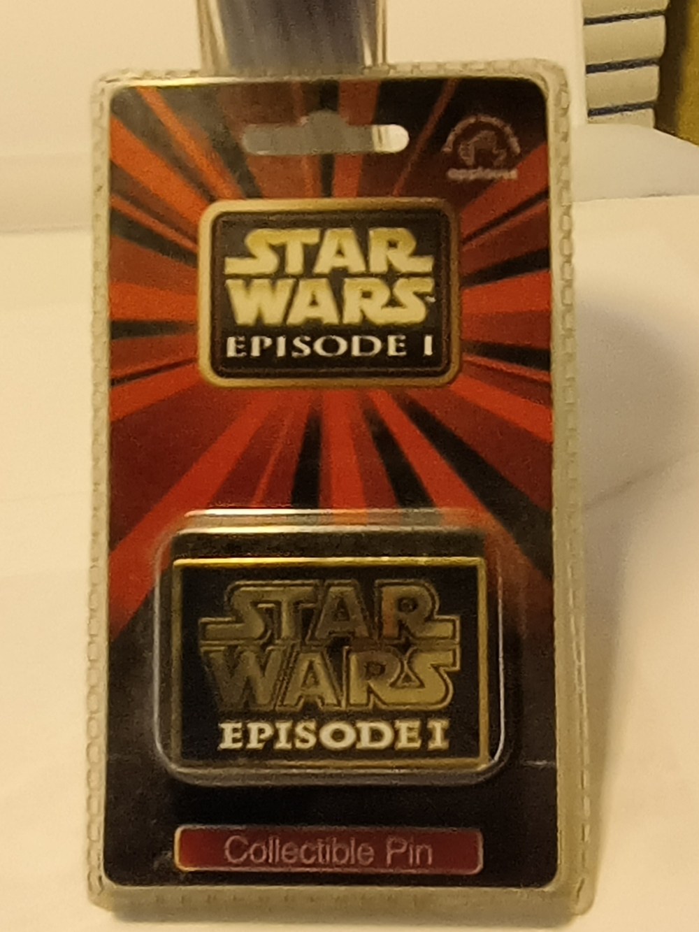 Star Wars Episode I Collectible Pin - Black & Gold